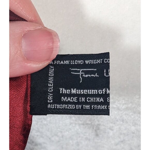 MOMA Officially Licensed Frank Lloyd Wright Red Burnout Scarf - Picture 6 of 12